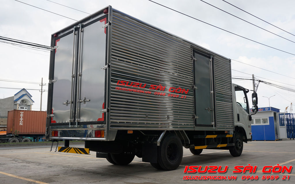 Xe Tải Isuzu 2T4 | Giá Xe Tải Isuzu 2.4 Tấn 5